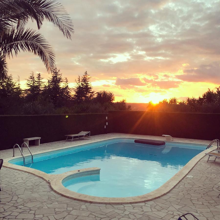 Trullo Al Monte Bed & Breakfast Ceglie Messapica Luaran gambar